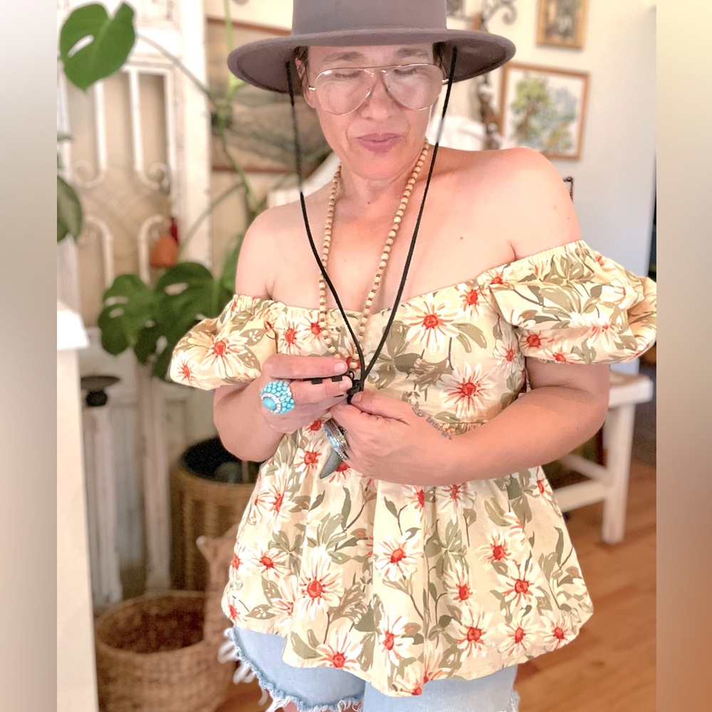 New! The “Untamed Daisy” Floral Tie Blouse Open Back